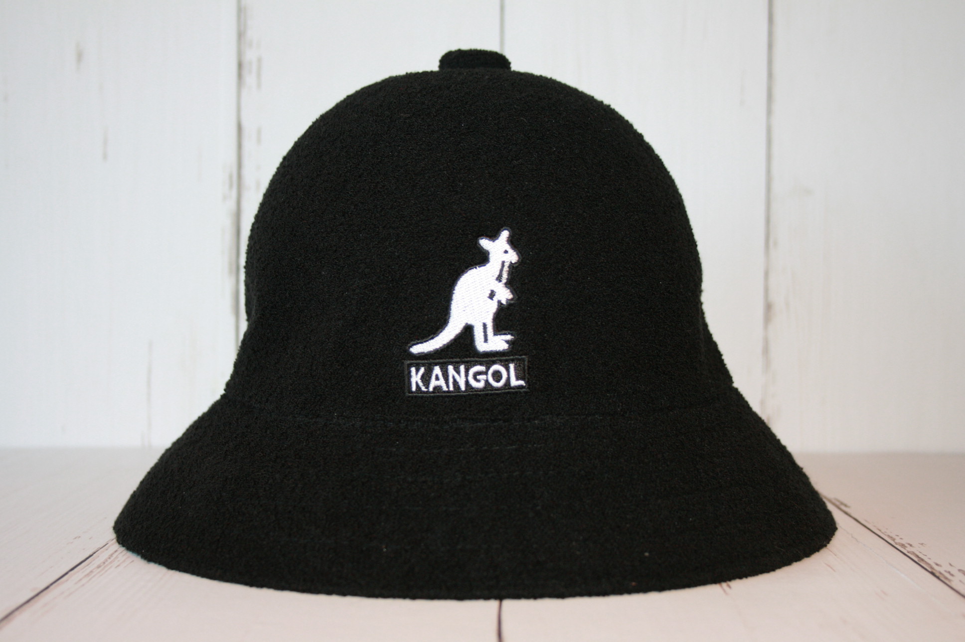 Kangol Big Logo - Hoedzo.nl
