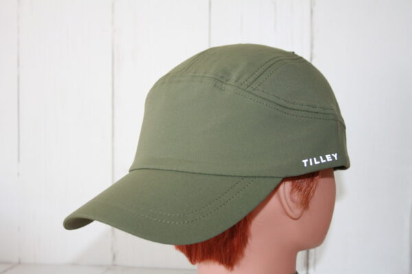 Cap Tilley